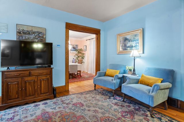 1146 Central Avenue W, Saint Paul, MN 55104