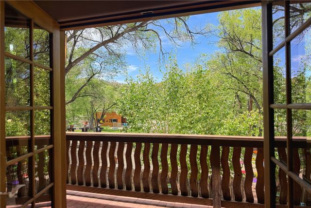 1352 Bishops Lodge Road, Santa Fe, NM 87506