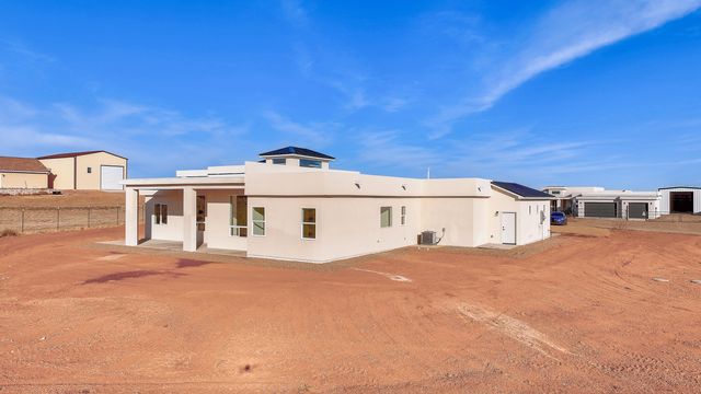 9 Express Drive, Edgewood, NM 87015