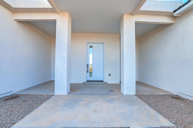 9 Express Drive, Edgewood, NM 87015