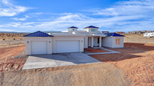 9 Express Drive, Edgewood, NM 87015