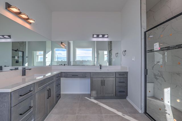 9 Express Drive, Edgewood, NM 87015