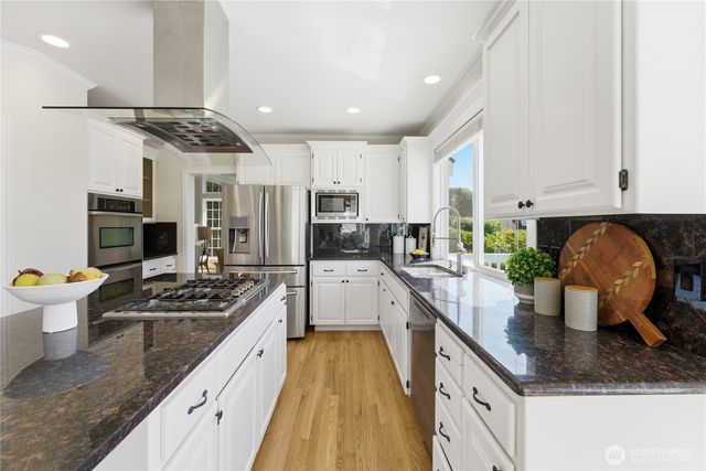 11910 59 Avenue W, Mukilteo, WA 98275