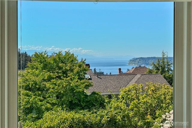 11910 59 Avenue W, Mukilteo, WA 98275