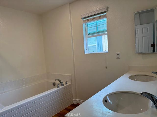 2072 E Sentinel Privado, Ontario, CA 91764