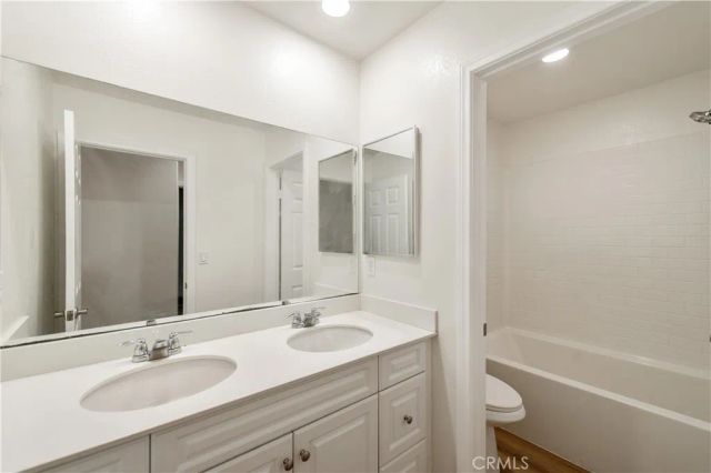 2072 E Sentinel Privado, Ontario, CA 91764