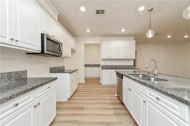 2072 E Sentinel Privado, Ontario, CA 91764