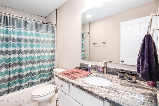 45167 ANNIE LAURA Street, Callahan, FL 32011