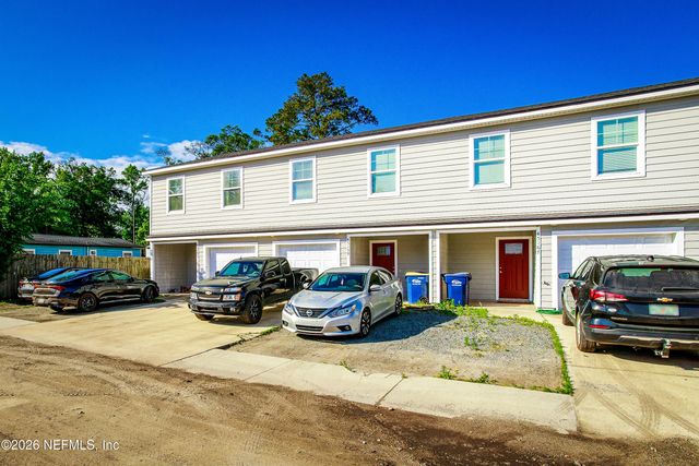 45167 ANNIE LAURA Street, Callahan, FL 32011