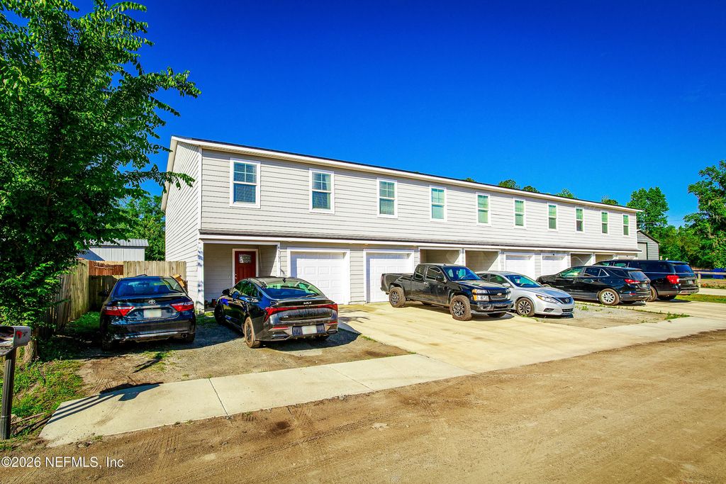 45167 ANNIE LAURA Street, Callahan, FL 32011