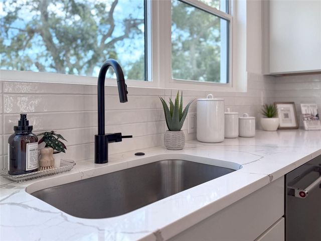 315 15TH STREET N, St Petersburg, FL 33705