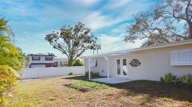 12911 91ST AVENUE, Seminole, FL 33776