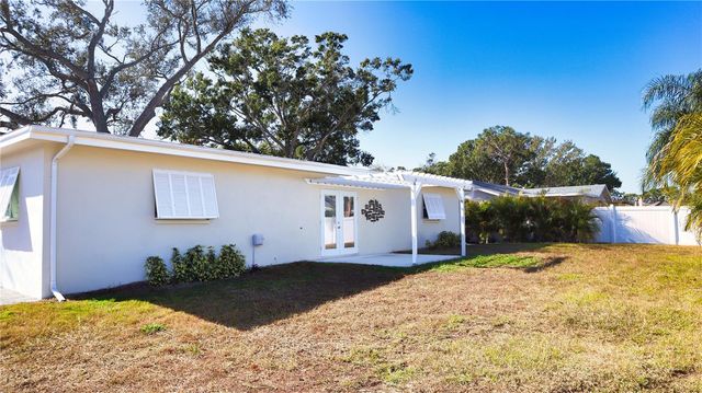 12911 91ST AVENUE, Seminole, FL 33776