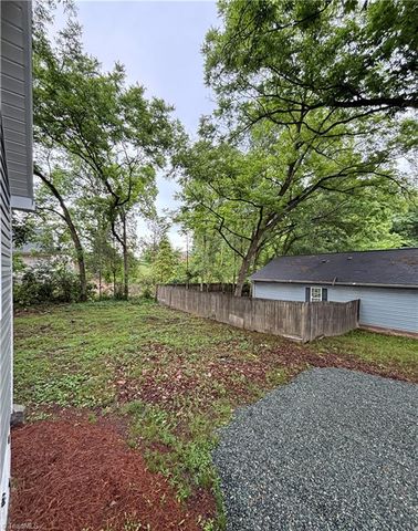 1700 Ball Street, Greensboro, NC 27405