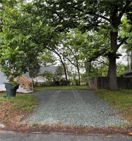 1700 Ball Street, Greensboro, NC 27405