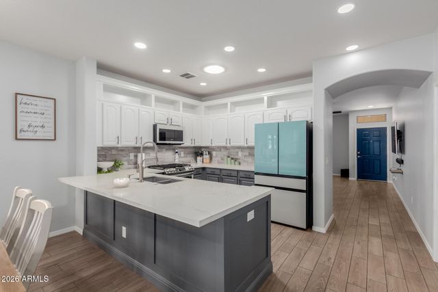 17336 W WOODLANDS Avenue, Goodyear, AZ 85338