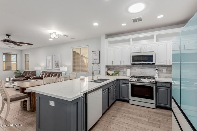 17336 W WOODLANDS Avenue, Goodyear, AZ 85338