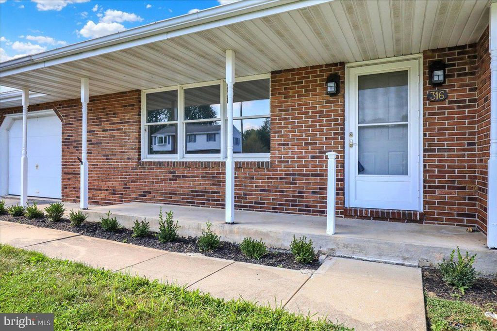 316 MINDY AVE, Strasburg, PA 17579
