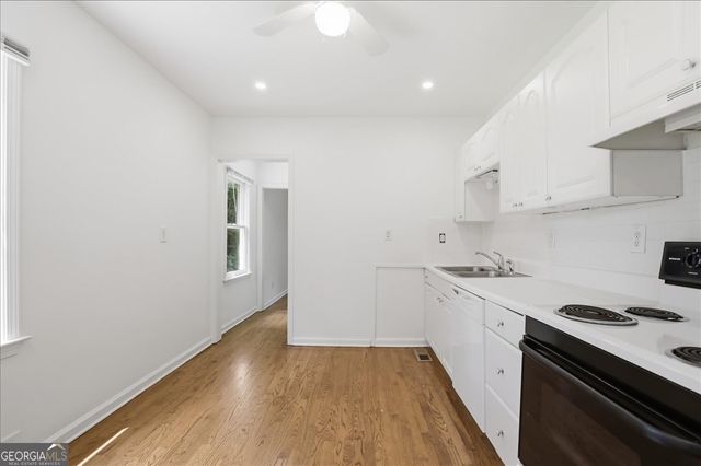 1464 Hawthorne Avenue NW, Atlanta, GA 30309
