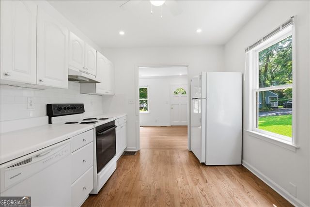 1464 Hawthorne Avenue NW, Atlanta, GA 30309