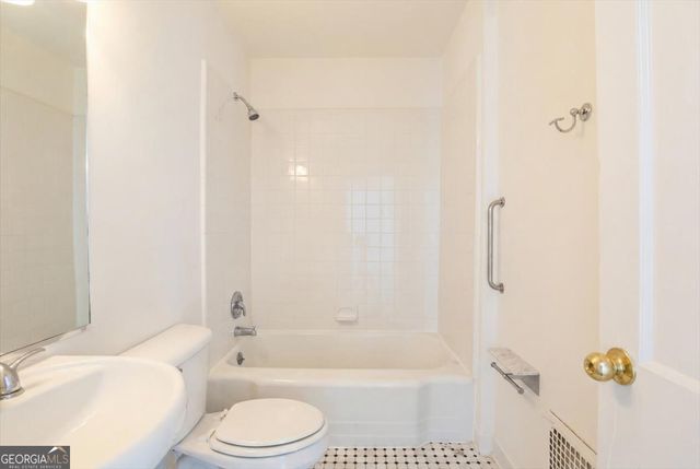 1464 Hawthorne Avenue NW, Atlanta, GA 30309