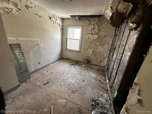 13723 Castleton Street, Detroit, MI 48227