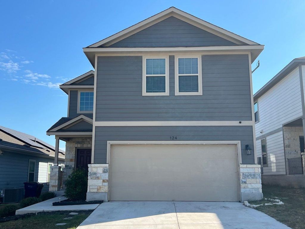 124 Old Stagecoach RD, Jarrell, TX 76537