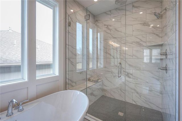 11494 S Longview Road, Olathe, KS 66061