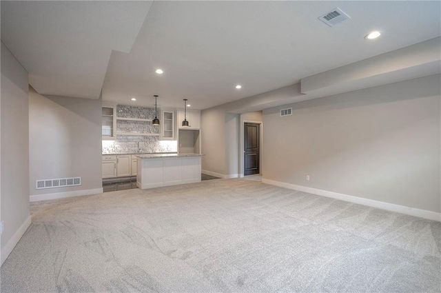 11494 S Longview Road, Olathe, KS 66061