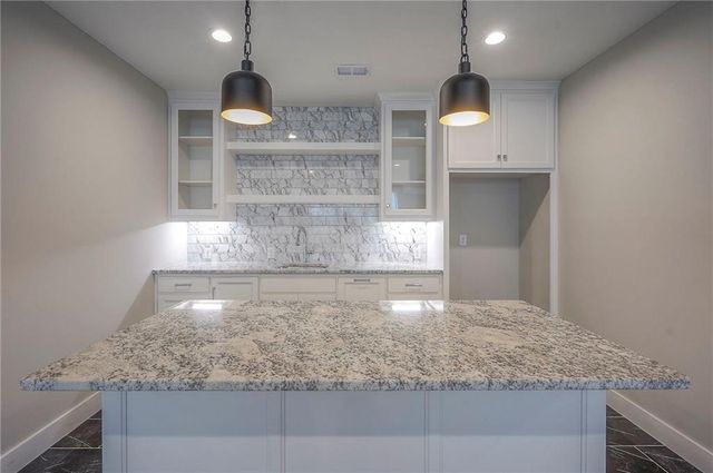 11494 S Longview Road, Olathe, KS 66061