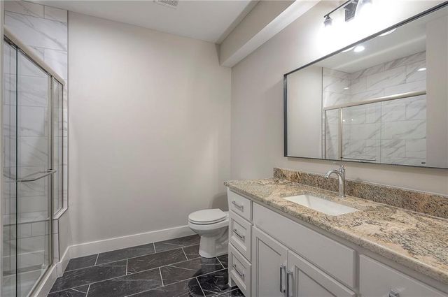 11494 S Longview Road, Olathe, KS 66061