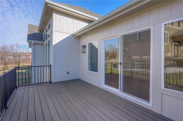 11494 S Longview Road, Olathe, KS 66061