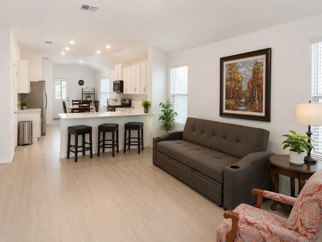 162 Cibolo Creek LOOP, Bastrop, TX 78602