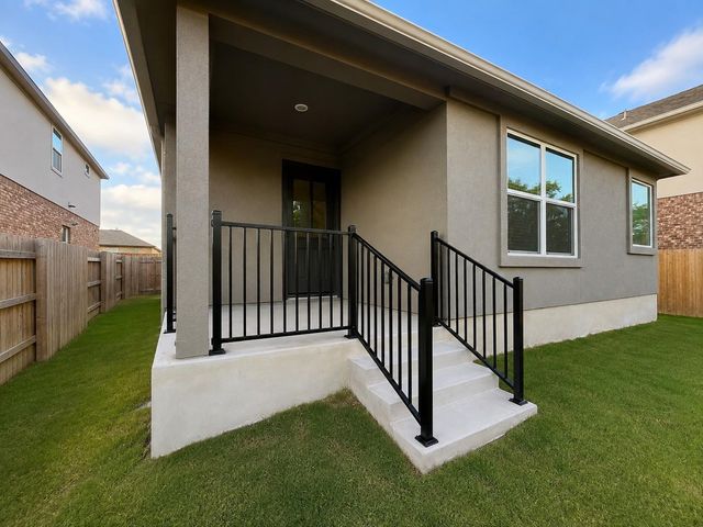 162 Cibolo Creek LOOP, Bastrop, TX 78602