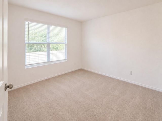 162 Cibolo Creek LOOP, Bastrop, TX 78602