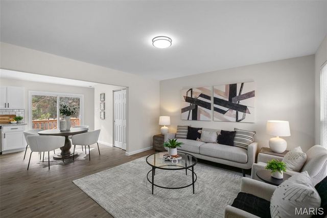 1320 Fenton Hills Road, Fenton, MO 63026