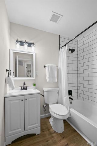 1320 Fenton Hills Road, Fenton, MO 63026