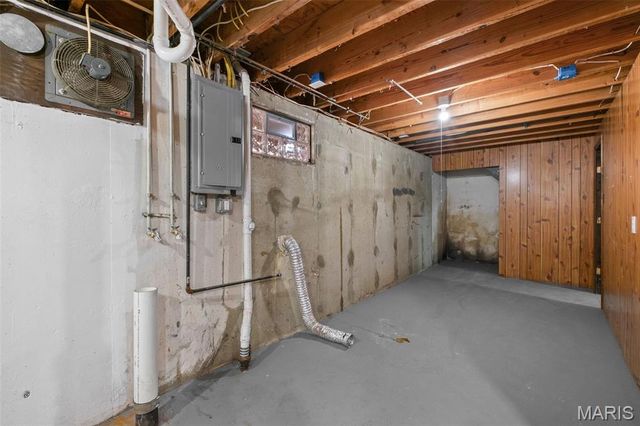 1320 Fenton Hills Road, Fenton, MO 63026