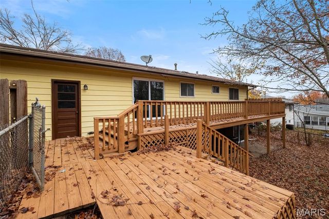 1320 Fenton Hills Road, Fenton, MO 63026