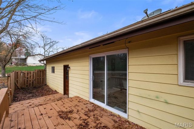 1320 Fenton Hills Road, Fenton, MO 63026