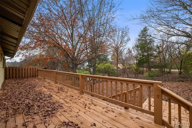 1320 Fenton Hills Road, Fenton, MO 63026