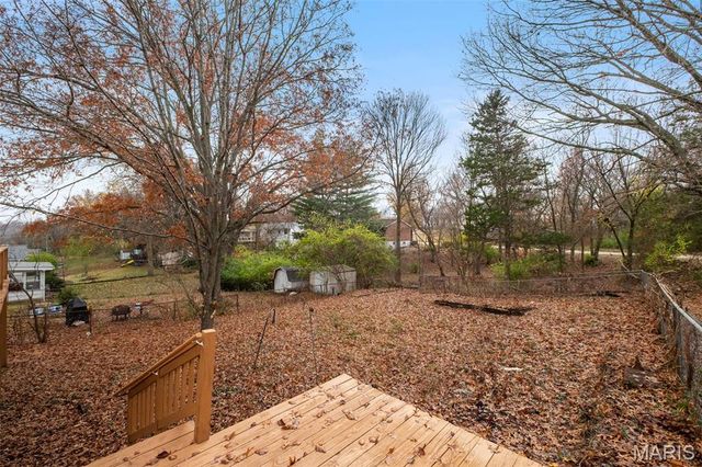 1320 Fenton Hills Road, Fenton, MO 63026