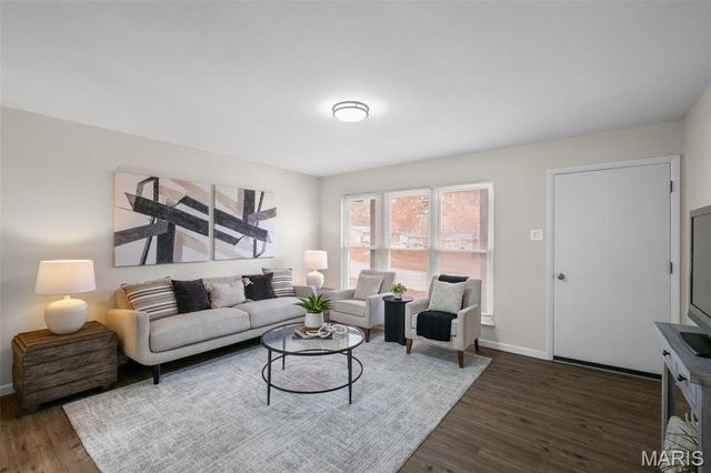 1320 Fenton Hills Road, Fenton, MO 63026