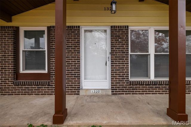 1320 Fenton Hills Road, Fenton, MO 63026