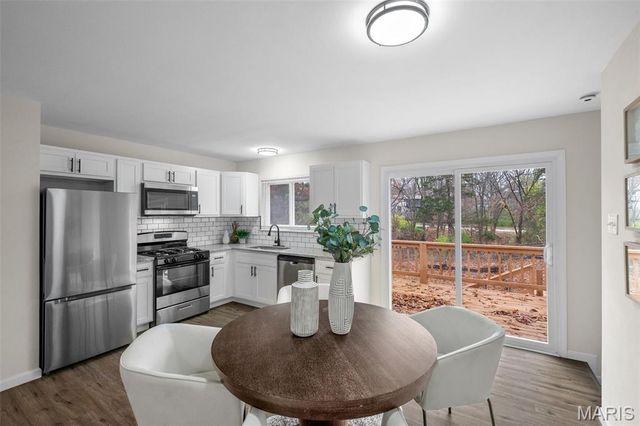 1320 Fenton Hills Road, Fenton, MO 63026