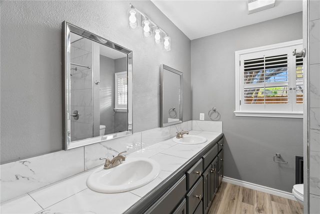 457 Delaine Dr, Corpus Christi, TX 78411