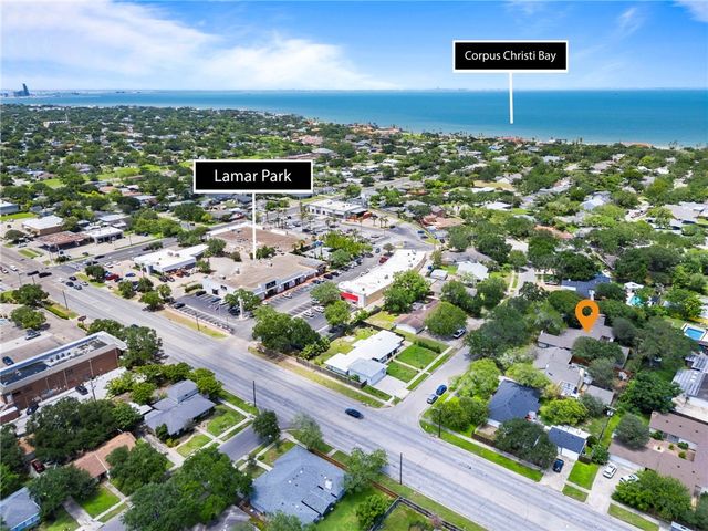 457 Delaine Dr, Corpus Christi, TX 78411