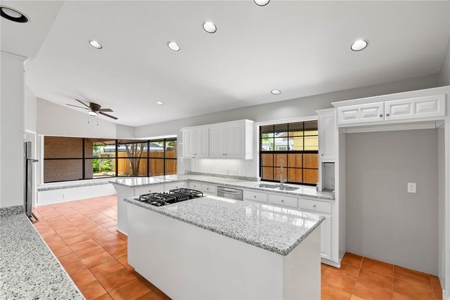 457 Delaine Dr, Corpus Christi, TX 78411