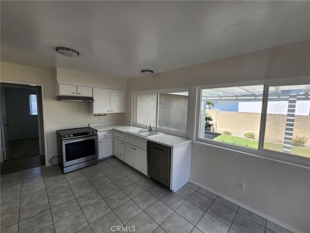 5641 Tilburg Drive, Huntington Beach, CA 92649