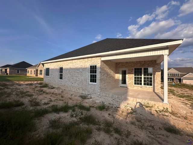 906 Nora Eloise Drive, Bonaire, GA 31005